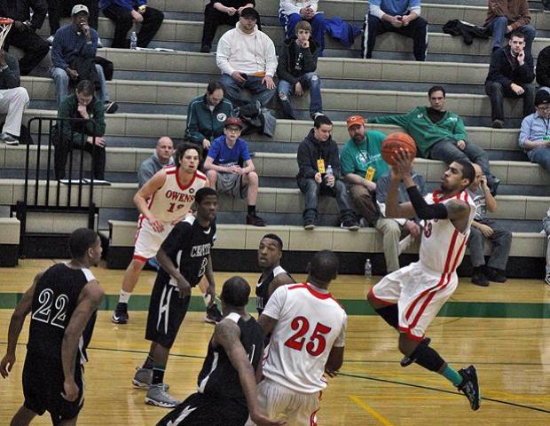 Joe Retic II shoots a floater in the lane during the first half of an 88-72 Express win over Central CC - Columbus (NE) in the NJCAA D-II National Tournament Quarterfinals. The freshman finished with a team-high 19 points and six assists. Photo by Nicholas Huenefeld/Owens Sports Information