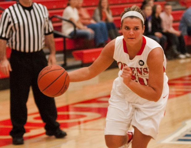 Emma-Jean Ricketts drives toward the hoop against Sinclair. She finished with six points and seven rebounds, six of which came on the offensive glass. Photo by Seth Foley