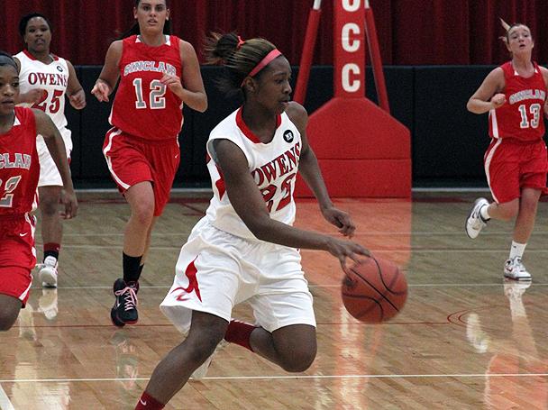 Karahn Scott had season-highs in points (18) and rebounds (19), but the Express fell to Sinclair CC 92-88 in OT to end their season at 25-6. Sinclair advances to the Region XII District I championship game against Cincinnati State. Photo courtesy of Cherie Guthrie/Owens Sports Information