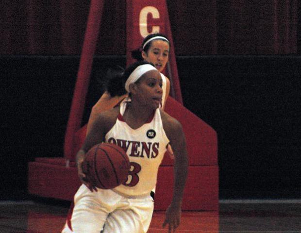 Nandi Taylor and the No. 4 Express were upset 65-63 by Macomb today. Photo by Kyle Wilber/Owens Sports Information