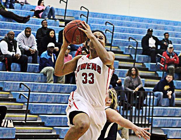 Ashley Tunstall, pictured here, had a game-high 18 points in a 77-51 win over No. 2 Kalamazoo Valley today. Photo by Nicholas Huenefeld/Owens Sports Information