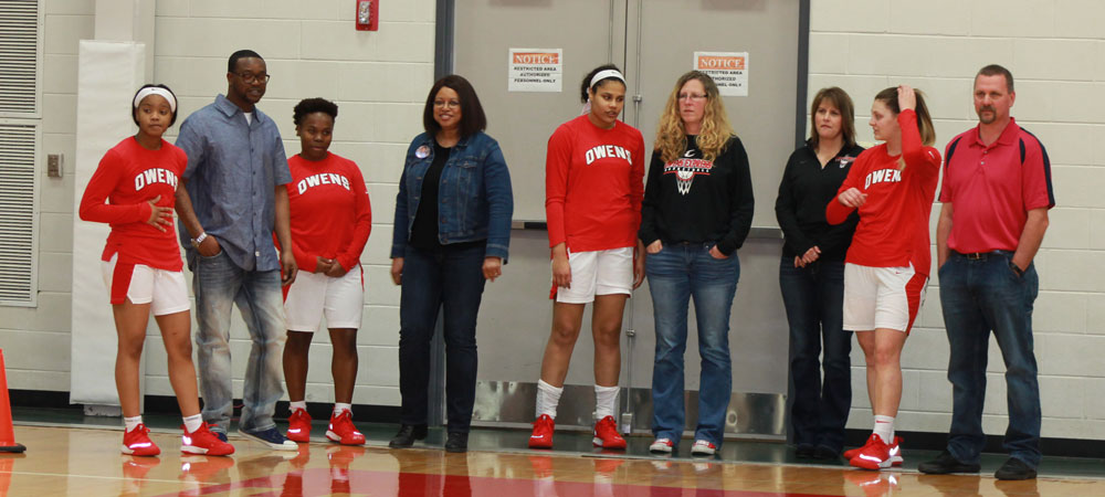 Sophmores Go Out In Style, #5 Express Victorious 71-51 Over Lakeland