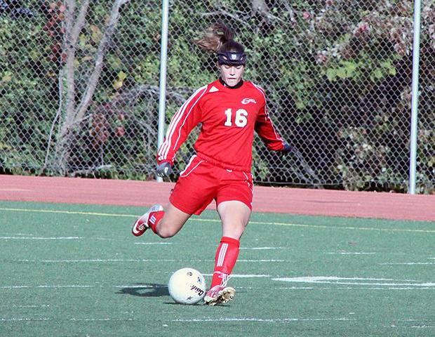 Elizabeth Theaker, pictured here, scored her second goal of the season to give the Express a 2-1 win over Cincinnati State today. Photo by Nicholas Huenefeld/Owens Sports Information