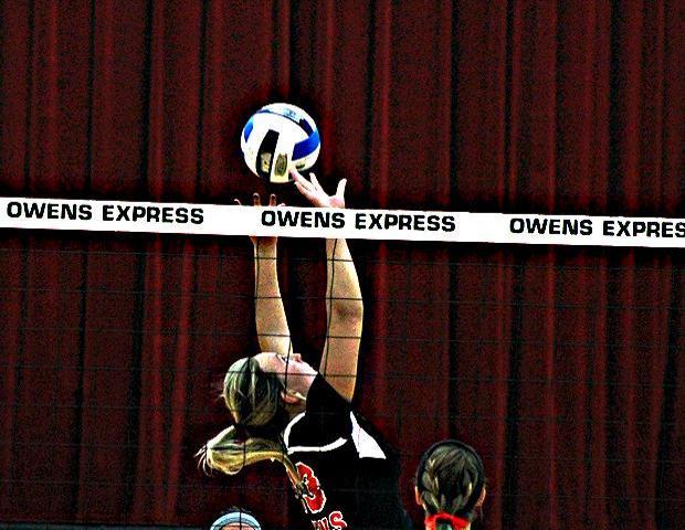 Deanna Smith, pictured here, had 16 assists against Cuyahoga today. Photo by Nicholas Huenefeld/Owens Sports Information