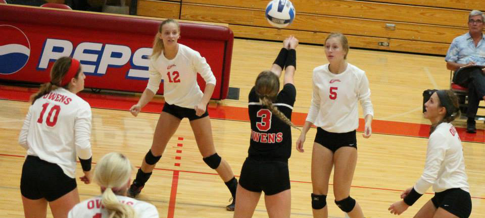 Team Effort Carries No. 8 @OwensExpress VB Past No. 14 St. Clair County, Kellogg