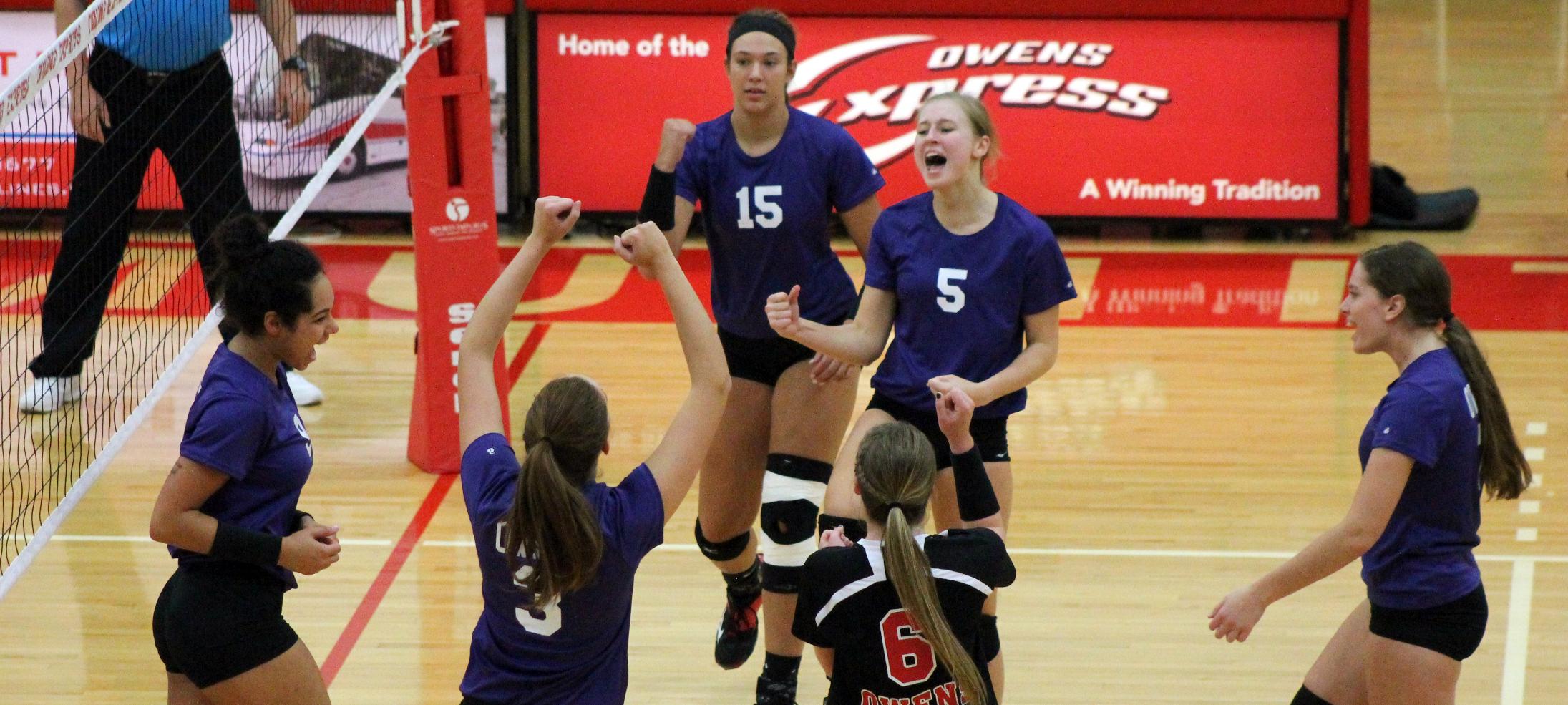 Smith's 10 Kills Lead No. 2 Owens To Sweep Of Edison, Second Straight 14-0 OCCAC Season